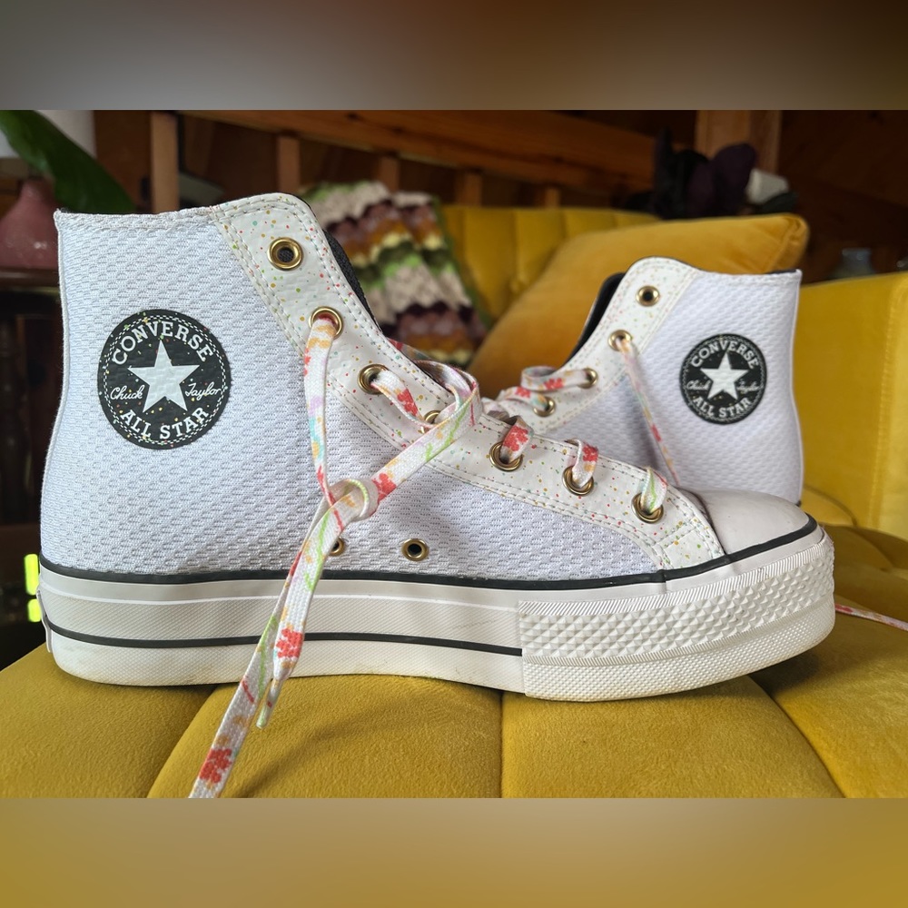 Converse High-Top Platform Shoes size 10.5 women’s